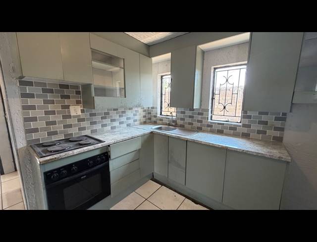 3 BEDROOM HOUSE FOR SALE IN SOSHANGUVE WW